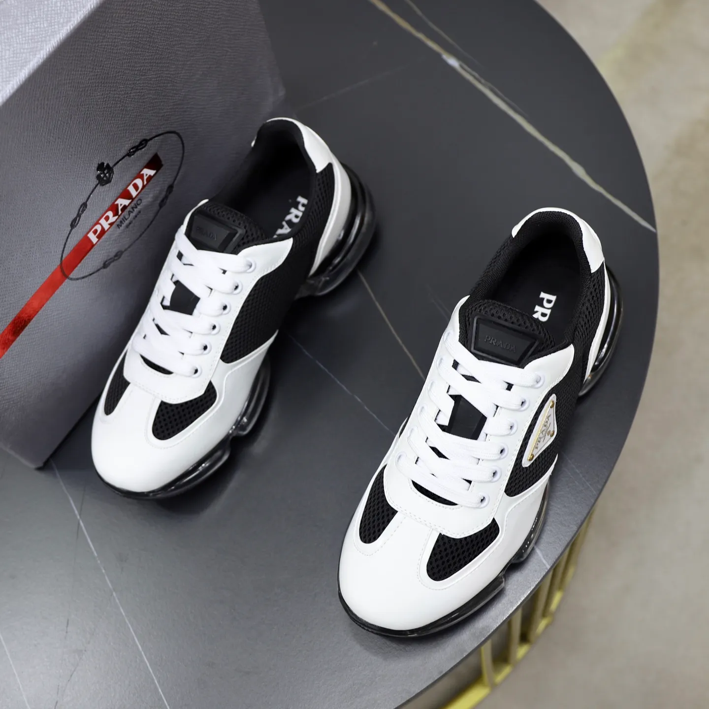 Men's shoes 💰660💰PRADA] Men's shoes are popular in the counter, high-quality shipments ✔️Official website synchronization, original imported cowhide with comfortable mesh surface + cowhide lining, 1⃣️:1⃣️reproduction, original factory air-cushioned original sole, 38-45